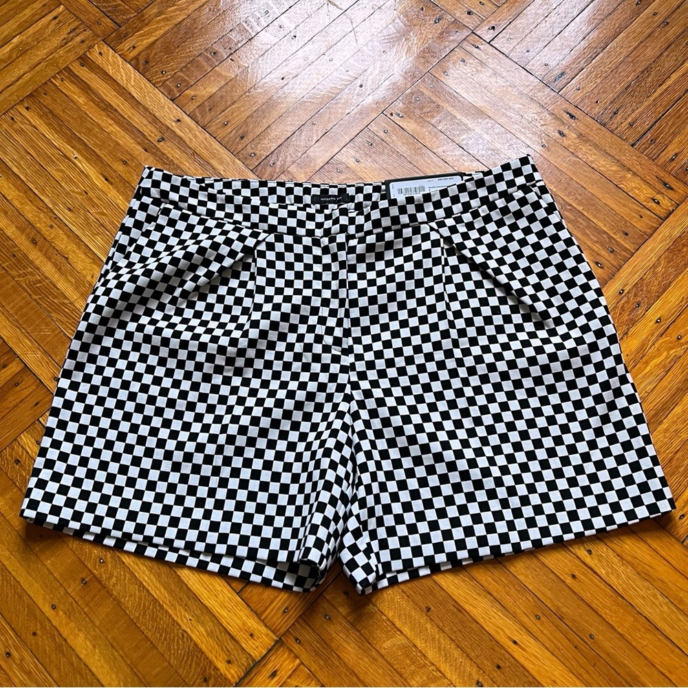 Worthington Modern Fit Black + White Checkered Shorts - Picture 5 of 8